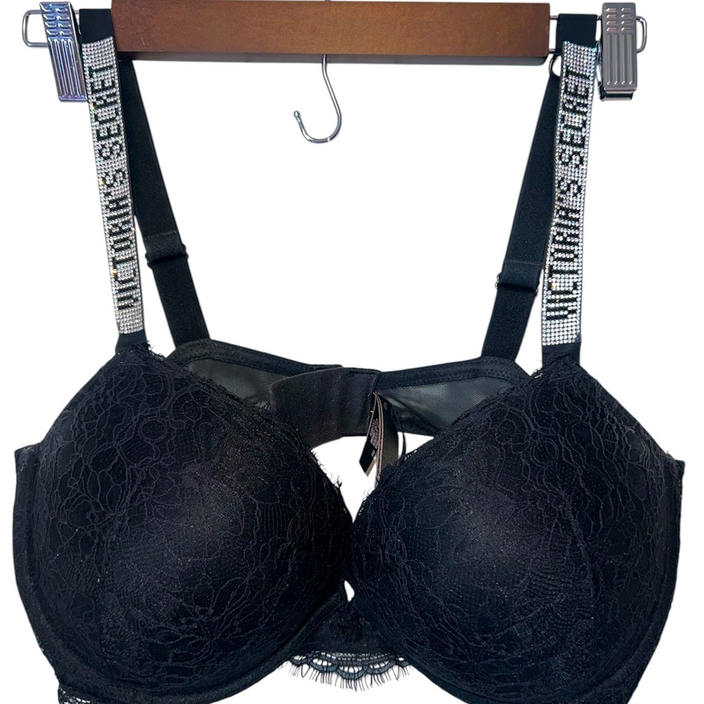 Victoria’s Secret. Elegant Black Lace Bra with Embellished Straps